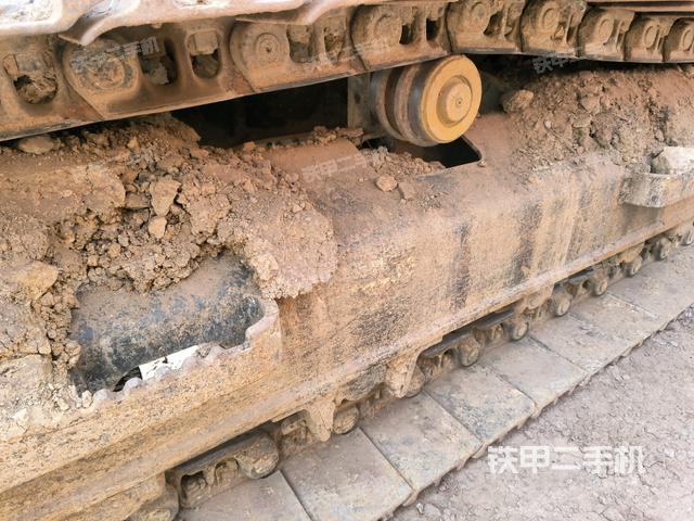 左導(dǎo)向輪（行走機(jī)構(gòu)）