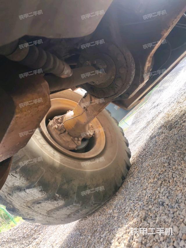 前驅(qū)動(dòng)橋（液壓/傳動(dòng)系統(tǒng)）