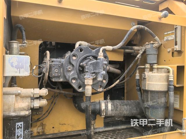 液壓泵室（大件艙室）