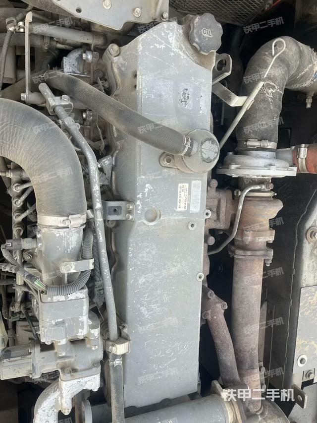 發(fā)動(dòng)機(jī)整體俯視(整機(jī)外觀) 發(fā)動(dòng)機(jī)整體俯視(整機(jī)外觀)