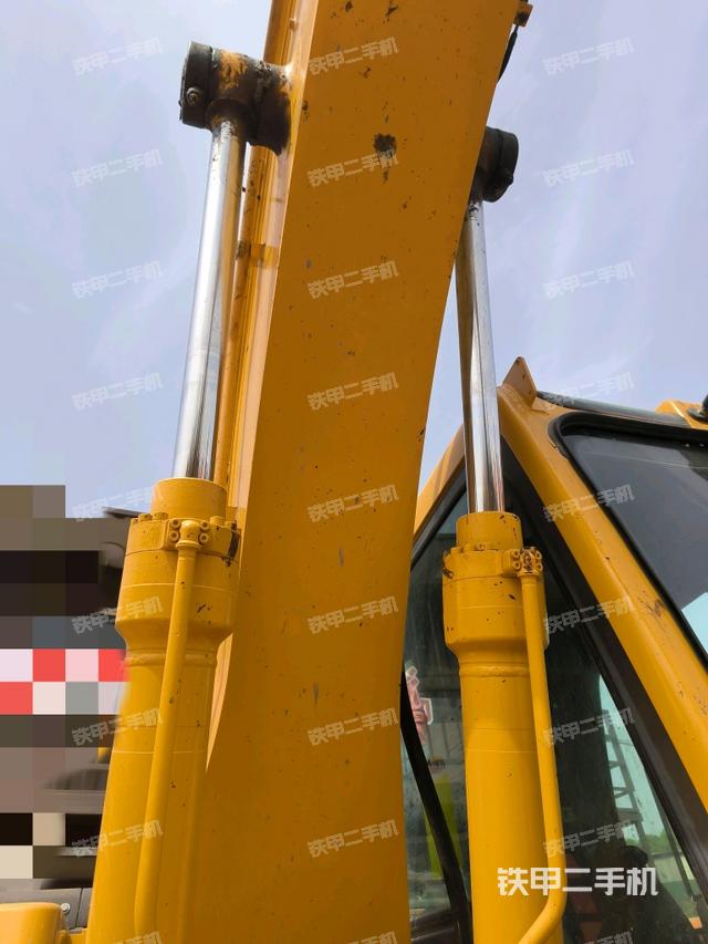 大臂油缸整體?豎拍（工作和回轉(zhuǎn)裝置）