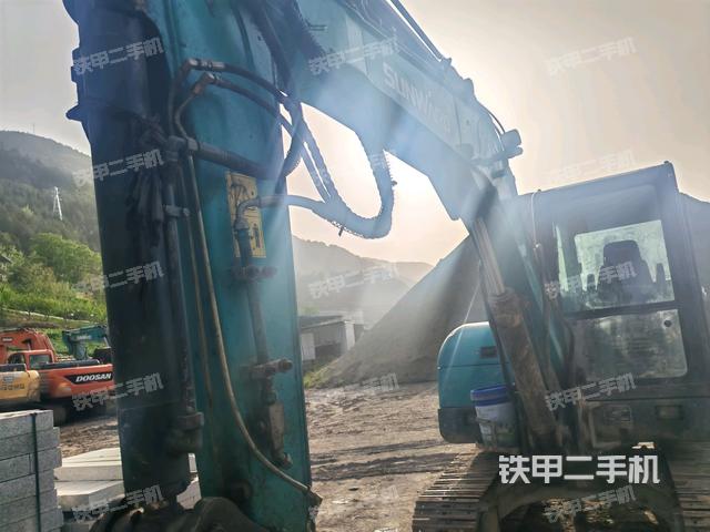 小臂整體右前(工作和回轉(zhuǎn)裝置) 小臂整體右前(工作和回轉(zhuǎn)裝置)