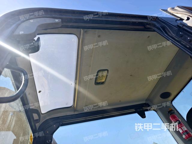 頂棚整體（駕駛室部分）