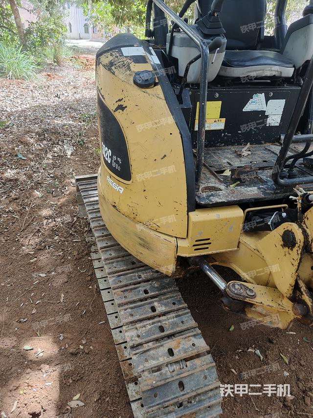 回轉(zhuǎn)馬達和主控閥（整機外觀）