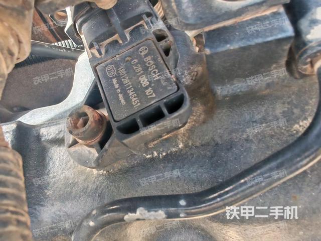 中央回轉(zhuǎn)接頭特寫(上車部件) 中央回轉(zhuǎn)接頭特寫(上車部件)