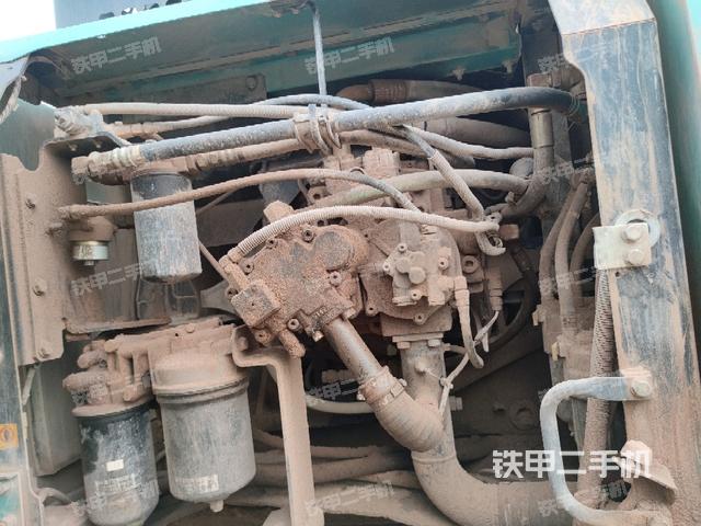 液壓泵斜45?左(大件艙室) 液壓泵斜45?左(大件艙室)