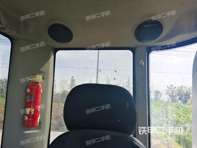 后窗玻璃角標(biāo)(駕駛室部分) 后窗玻璃角標(biāo)(駕駛室部分)