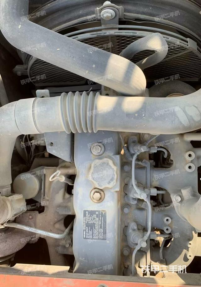 發(fā)動機(jī)整體俯視（整機(jī)外觀）