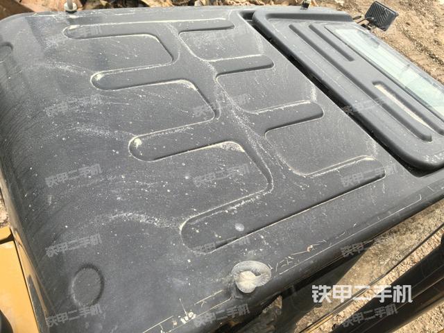 駕駛室頂部俯視（上車部件）