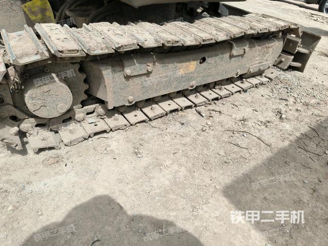 左側(cè)履帶整體?（行走機(jī)構(gòu)）