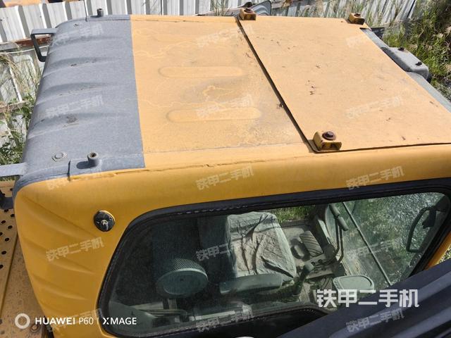 駕駛室頂部（整機(jī)外觀）