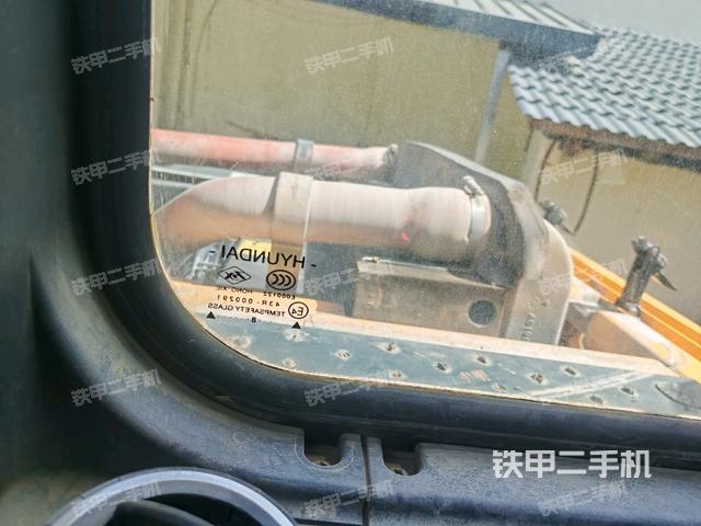 駕駛室左后45度(駕駛室部分) 駕駛室左后45度(駕駛室部分)