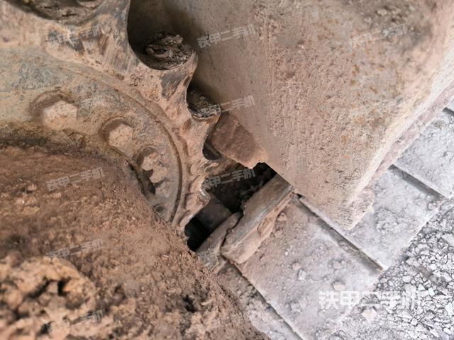 右側(cè)行走馬達(dá)蓋板（行走機(jī)構(gòu)）