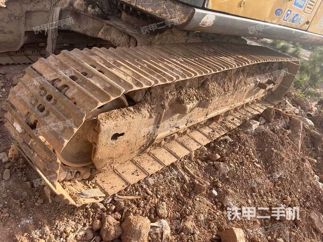 左側(cè)行走馬達(dá)蓋板(行走機(jī)構(gòu)) 左側(cè)行走馬達(dá)蓋板(行走機(jī)構(gòu))