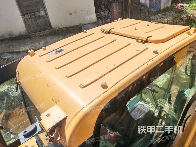 駕駛室頂部俯視(上車部件) 駕駛室頂部俯視(上車部件)