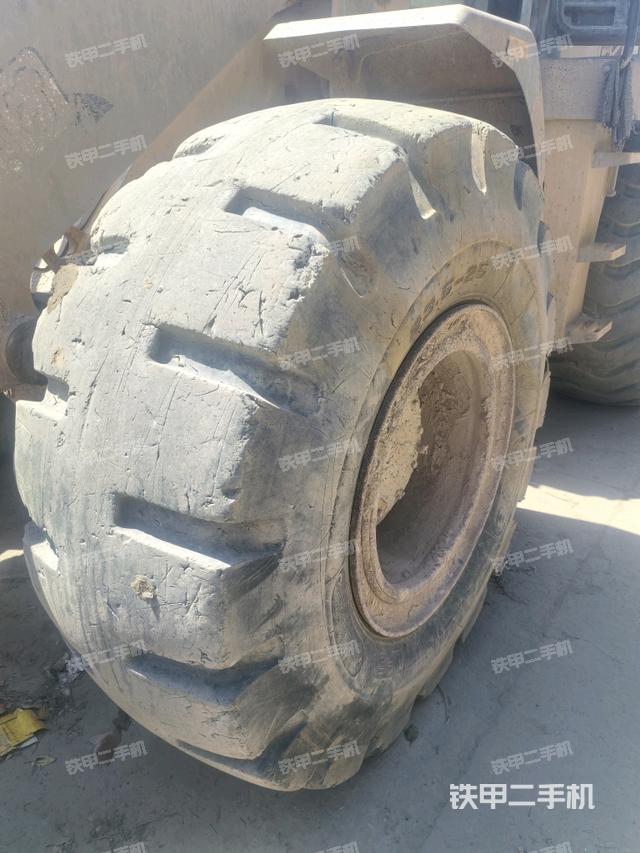 左前輪（行走機(jī)構(gòu)）