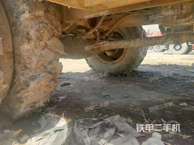 右側(cè)行走馬達(dá)蓋板(行走機(jī)構(gòu)) 右側(cè)行走馬達(dá)蓋板(行走機(jī)構(gòu))