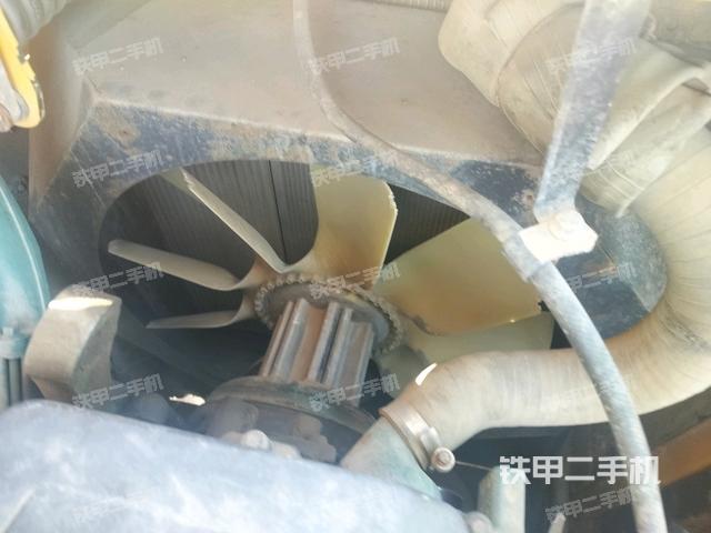 水箱+風(fēng)扇特寫(上車部件) 水箱+風(fēng)扇特寫(上車部件)