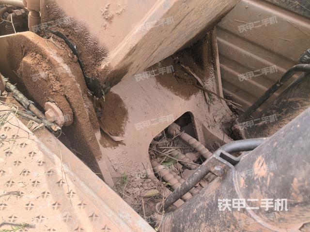 大臂根部?斜視（工作和回轉(zhuǎn)裝置）