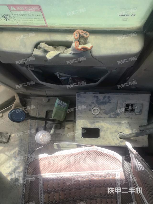 操作桿  檔位（駕駛室部分）