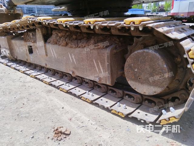 左側履帶整體?（行走機構）