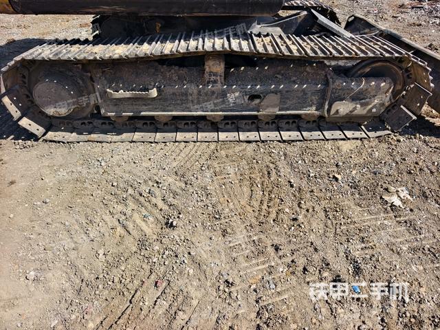 左側(cè)履帶整體?（行走機(jī)構(gòu)）