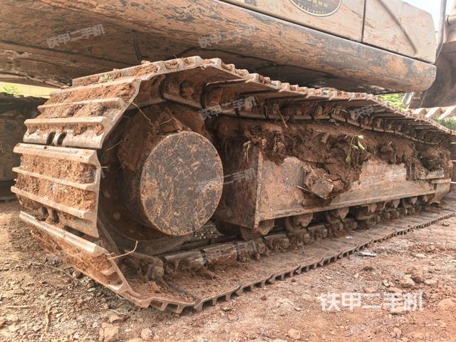 右側(cè)行走馬達蓋板（行走機構(gòu)）