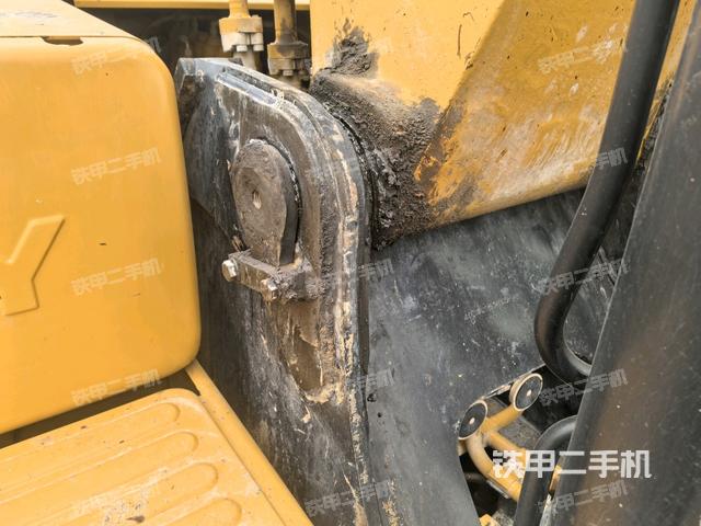 大臂根部?斜視（工作和回轉(zhuǎn)裝置）