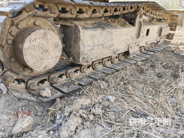 单侧履带整体（整机外观）