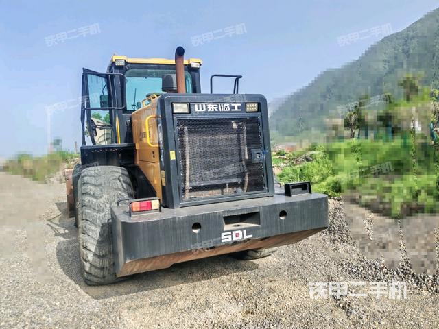 正后方（整機(jī)外觀）