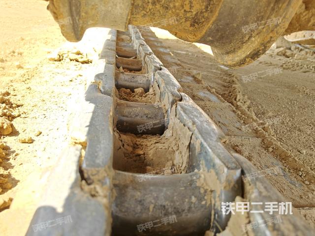 右導(dǎo)向輪（行走機(jī)構(gòu)）