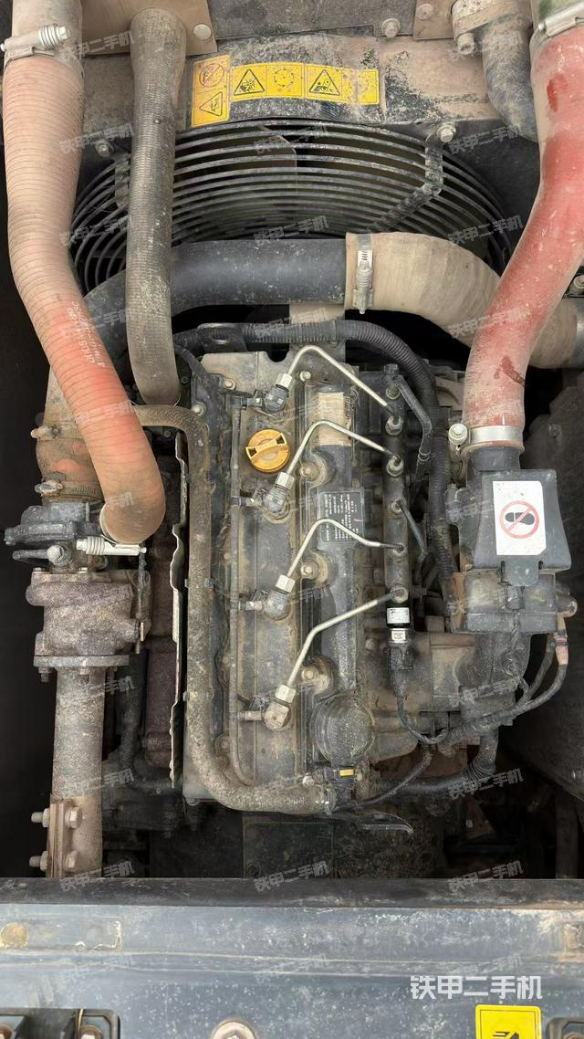 發(fā)動(dòng)機(jī)整體俯視(整機(jī)外觀) 發(fā)動(dòng)機(jī)整體俯視(整機(jī)外觀)