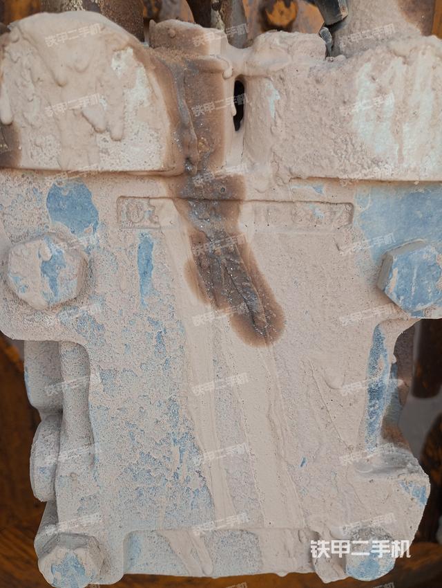 整機(jī)右側(cè)（設(shè)備外觀及核心部件）