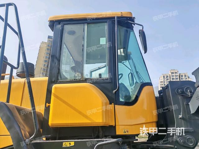 駕駛室頂部 外（駕駛室部分）