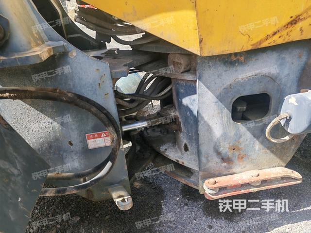 鏟斗后45°(工作裝置) 鏟斗后45°(工作裝置)