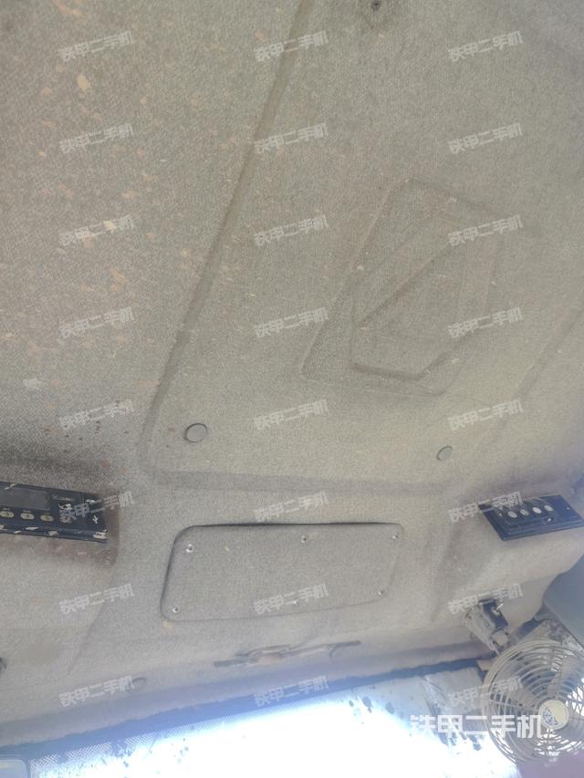 頂棚整體  內(nèi)（駕駛室部分）