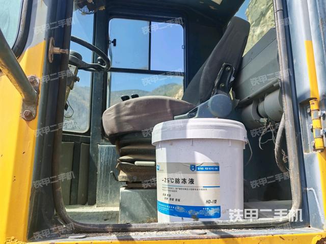 小時(shí)表里程數(shù)(駕駛室部分) 小時(shí)表里程數(shù)(駕駛室部分)