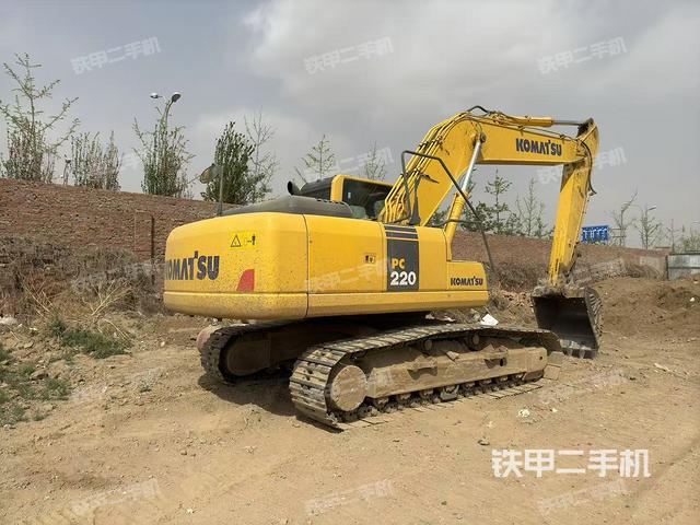 整機(jī)右后45°(整機(jī)外觀) 整機(jī)右后45°(整機(jī)外觀)