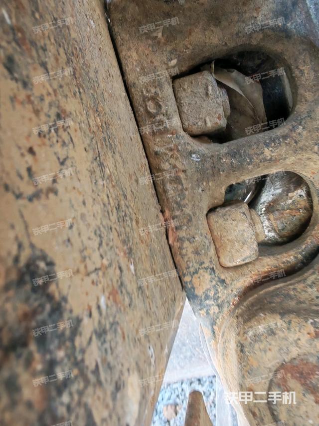 左托鏈輪和鏈筋(行走機(jī)構(gòu)) 左托鏈輪和鏈筋(行走機(jī)構(gòu))