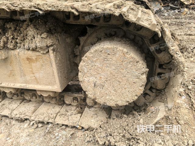 右驅(qū)動(dòng)輪（行走機(jī)構(gòu)）