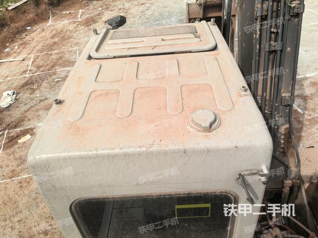 駕駛室頂部俯視（上車部件）