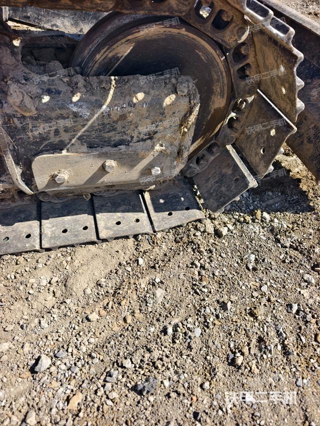 左導(dǎo)向輪（行走機(jī)構(gòu)）