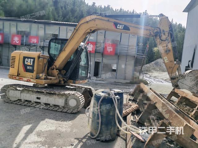 右前45(整機(jī)外觀) 右前45(整機(jī)外觀)