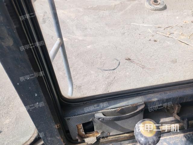 儀表盤(pán)(駕駛室部分) 儀表盤(pán)(駕駛室部分)