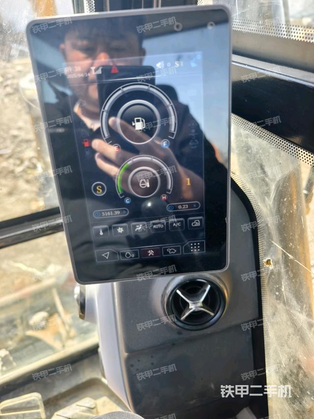 顯示屏?（駕駛室部分）