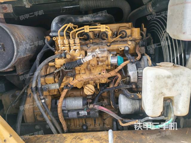 發(fā)動(dòng)機(jī)室(上車部件) 發(fā)動(dòng)機(jī)室(上車部件)