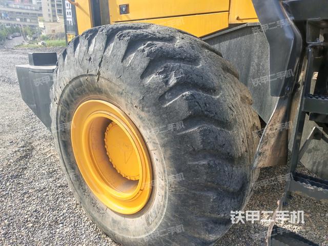 左后輪（行走機(jī)構(gòu)）