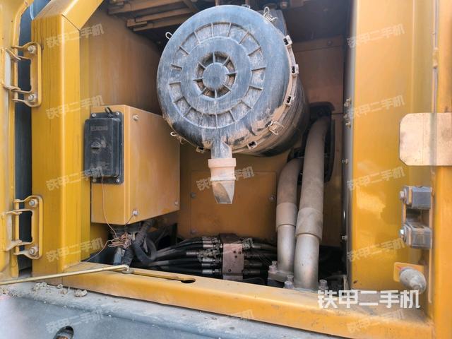 電瓶（大件艙室）