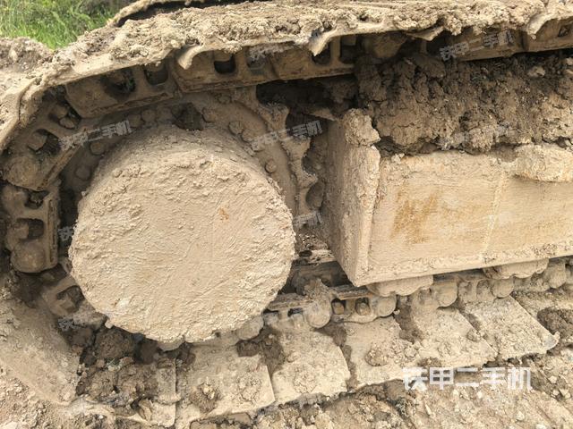 左驅(qū)動(dòng)輪（行走機(jī)構(gòu)）