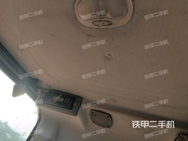 座椅后部(駕駛室部分) 座椅后部(駕駛室部分)